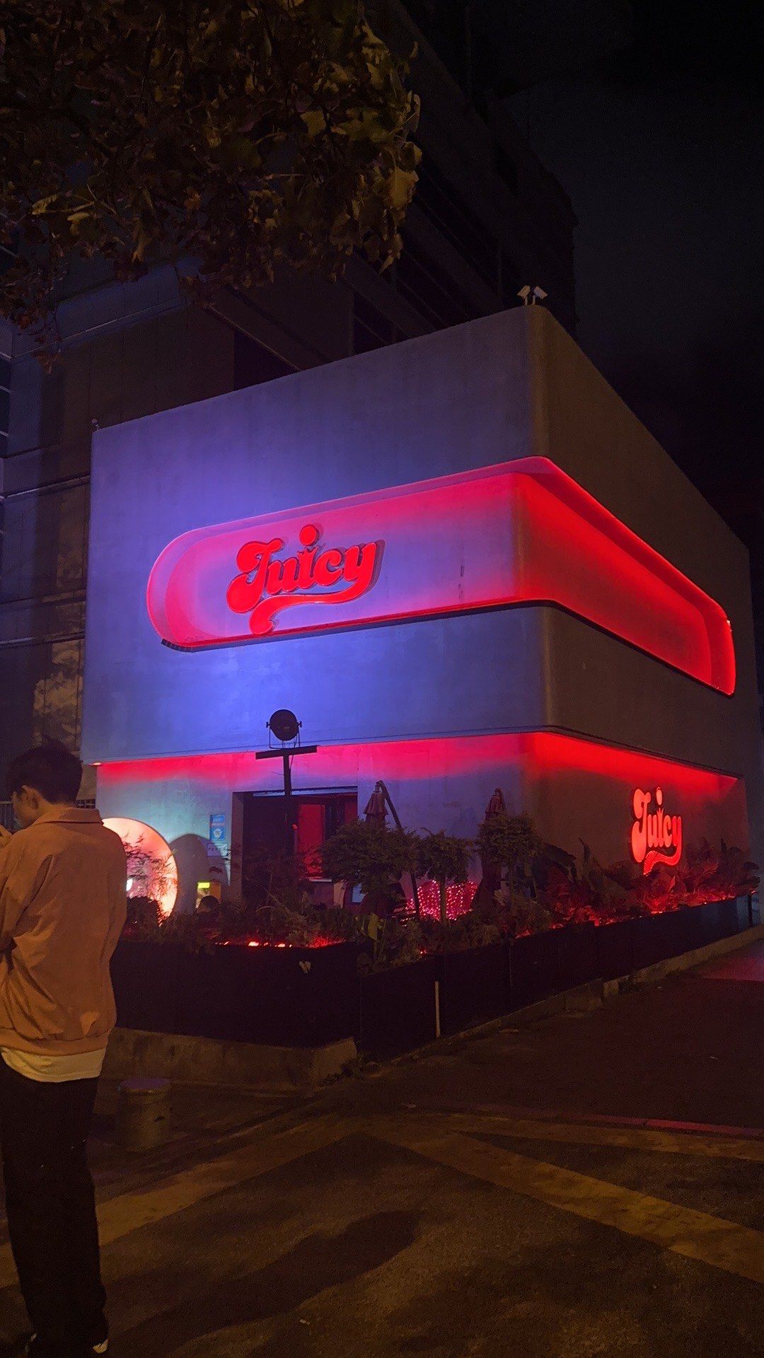 曲靖商务ktv多少钱一个小时揭秘-罗平县ktv预订